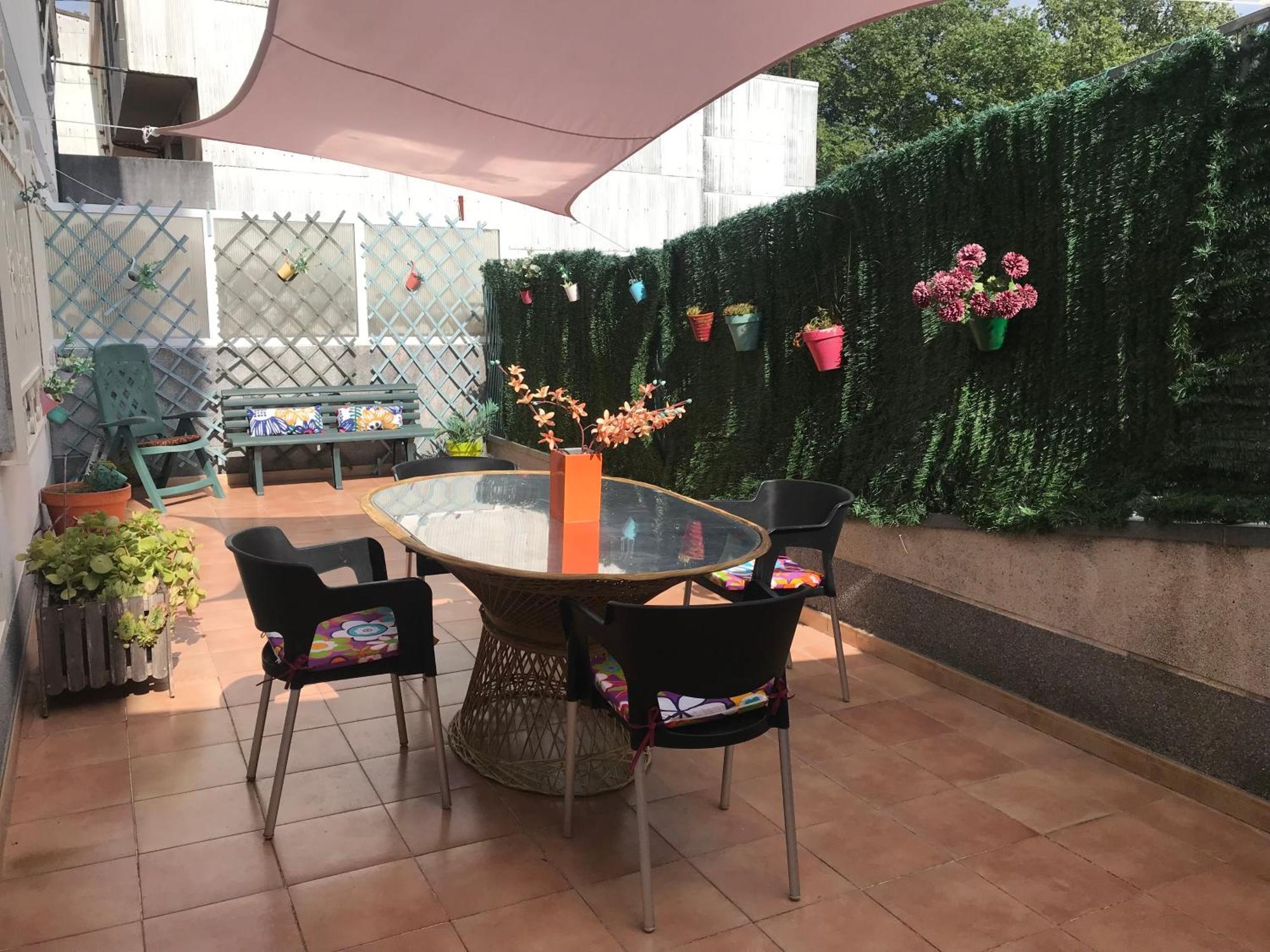 Apartamento Con Amplia Terraza Cerca Del Hospital Clinico ซานติอาโก เด กอมโปสเตลา ภายนอก รูปภาพ